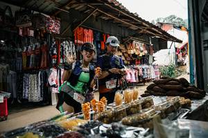 BIB: 
                            <button type="button" onclick="openModal(25388679)" class="btn btn-primary btn-sm float-right btn-popup" data-toggle="modal" data-target=".modal-high-quality">
                        <i class="fas fa-shopping-cart"></i> Add to Cart
                    </button>
                                            <button type="button" onclick="isThisMe(25388679, true)" class="btn btn-success btn-sm float-right btn-popup btn-isme hidden" data-toggle="tooltip" data-placement="bottom" title="นี่คือรูปของคุณใช่ไหม คลิกที่นี่เพื่อเอาเข้าอัลบั้ม">
                        <i class="fas fa-plus"></i> Add to album
                    </button>
                    <button type="button" onclick="isThisMe(25388679, false)" class="btn btn-warning btn-sm float-right btn-popup btn-isnotme hidden">
                        <i class="fas fa-ban"></i> Remove from album
                    </button>